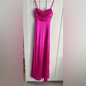 Pink windsor prom dress.